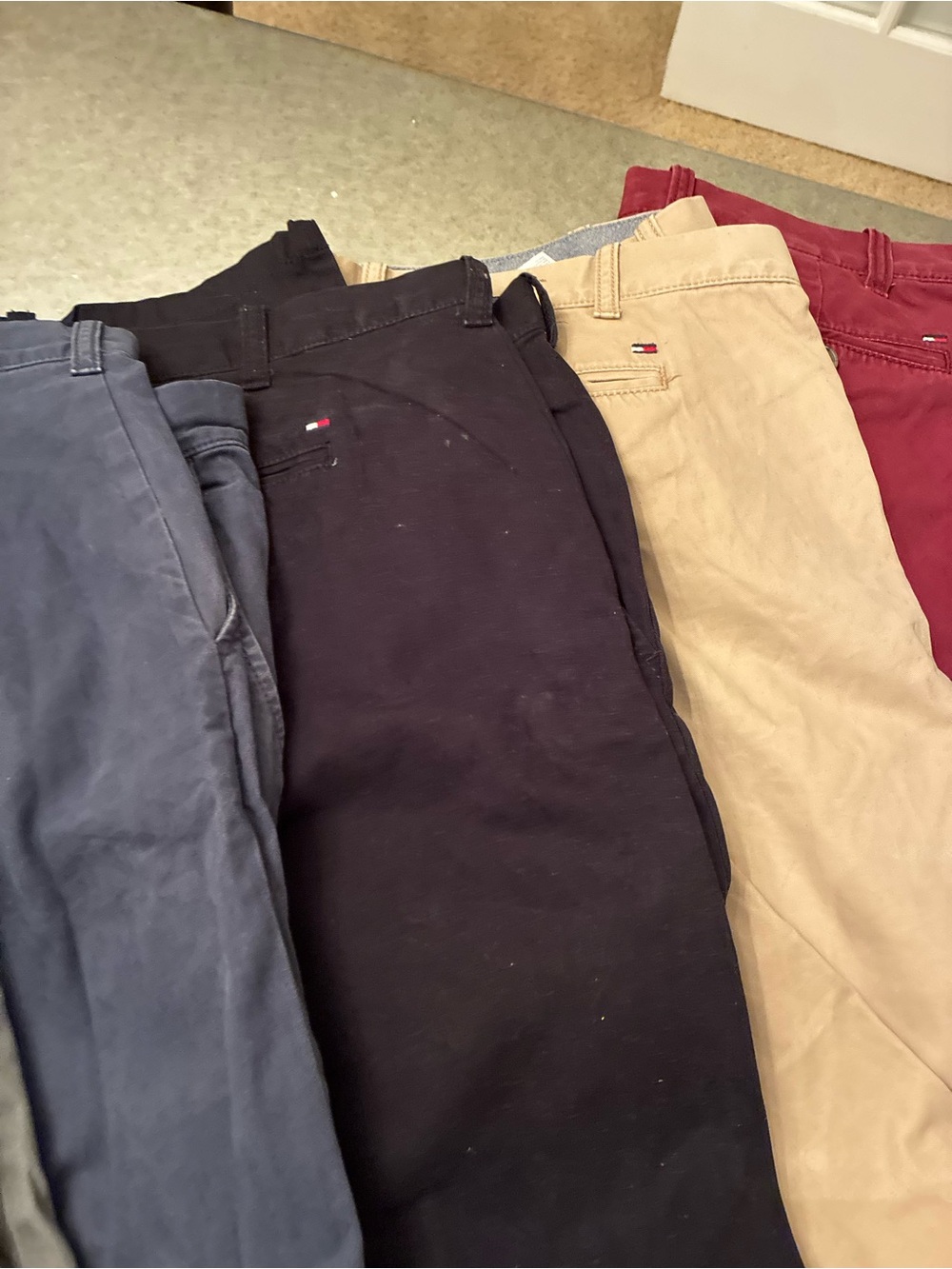 6 Pairs Tommy Hilfiger Men's 
40x 30
$60.00